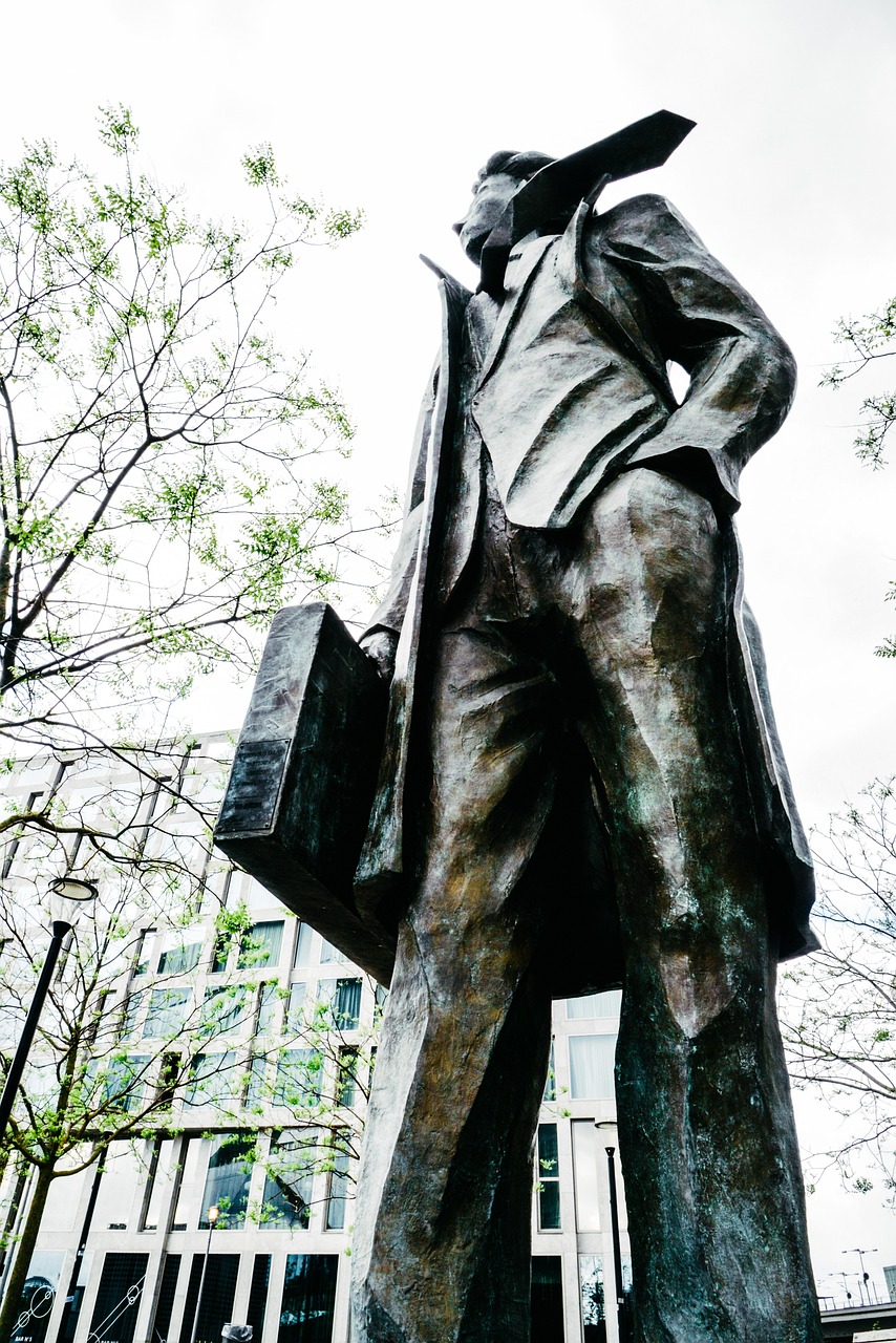 バンカーが苦手なゴルファーが克服するためのドリルは？