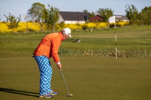 ゴルフのプロが直伝するパターのコツとは？