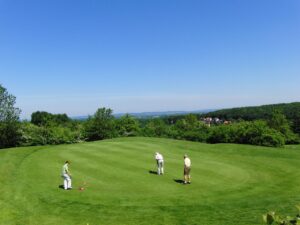 ゴルフのパター上達に効果的なドリルは？